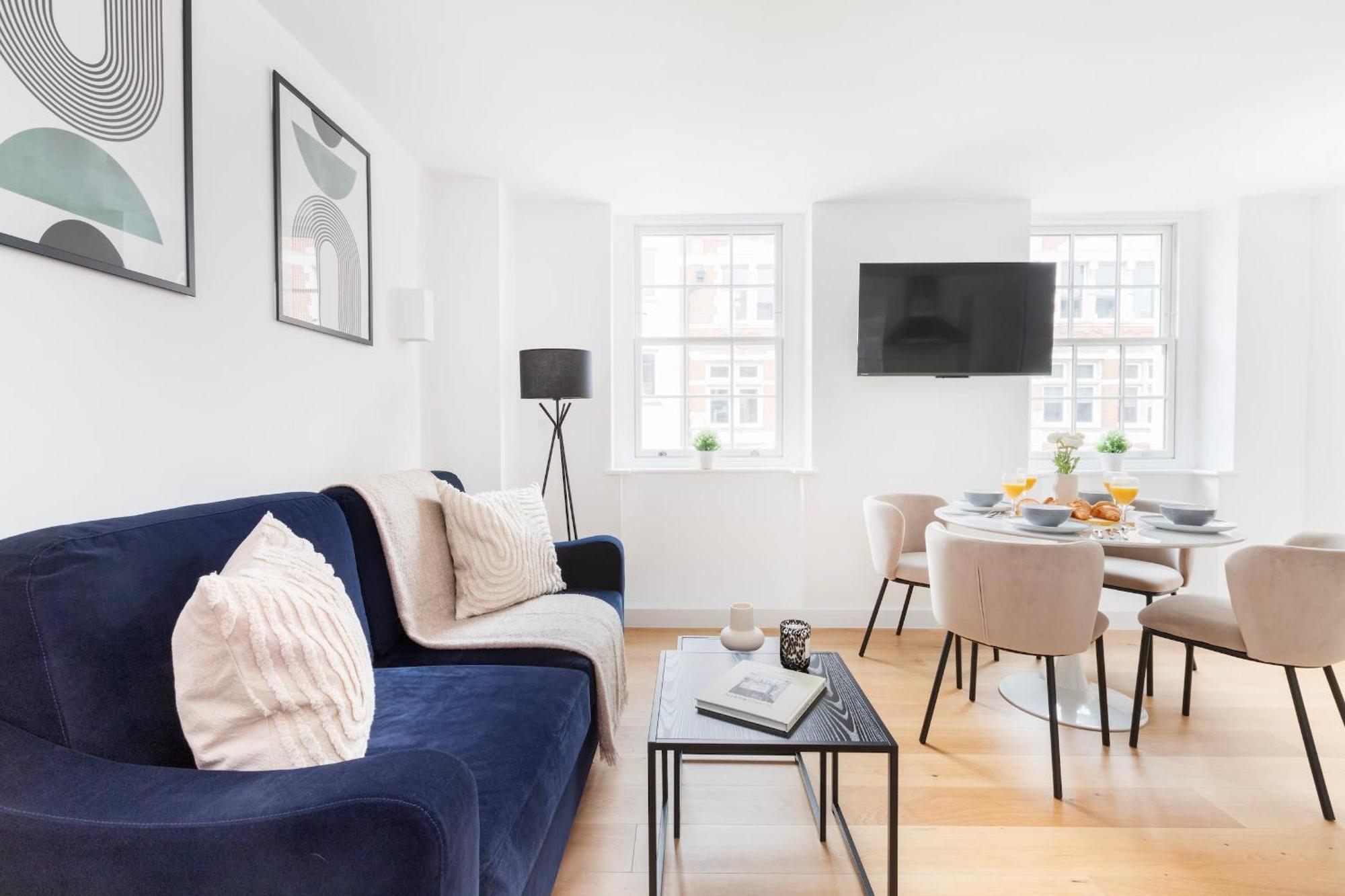 Fitzrovia With Balcony - Cityapartmentstay London Exterior photo